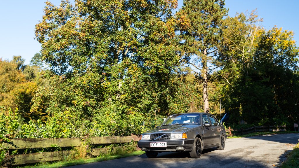 Elite klassen var spændende til det sidste. Her snuppede Lars Palle, Varde og Poul Bo Madsen, Struer Danmarksmesterskabet foran brødrene Poul og Egon Brøndum fra Randers.
(Foto: Viggo Johansen, rallypics.dk)